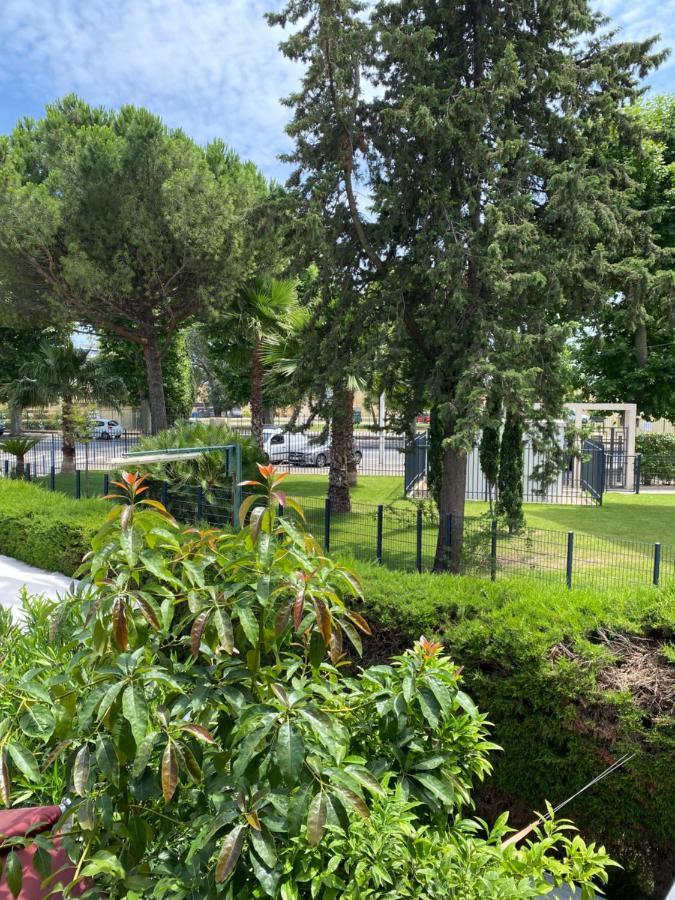 Hôtel Le Derby terrasse et parking Cagnes-sur-Mer Eksteriør bilde